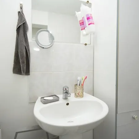 Apartment Rue Pouchet 17th Paris